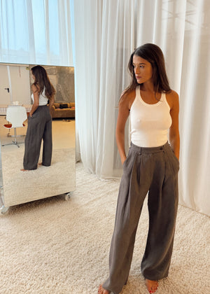 MARVEL Wide-Leg Linen Trousers Brown