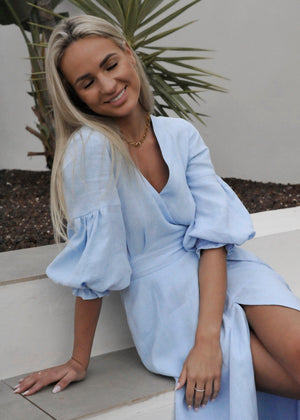 ALLURE Midi Linen Dress