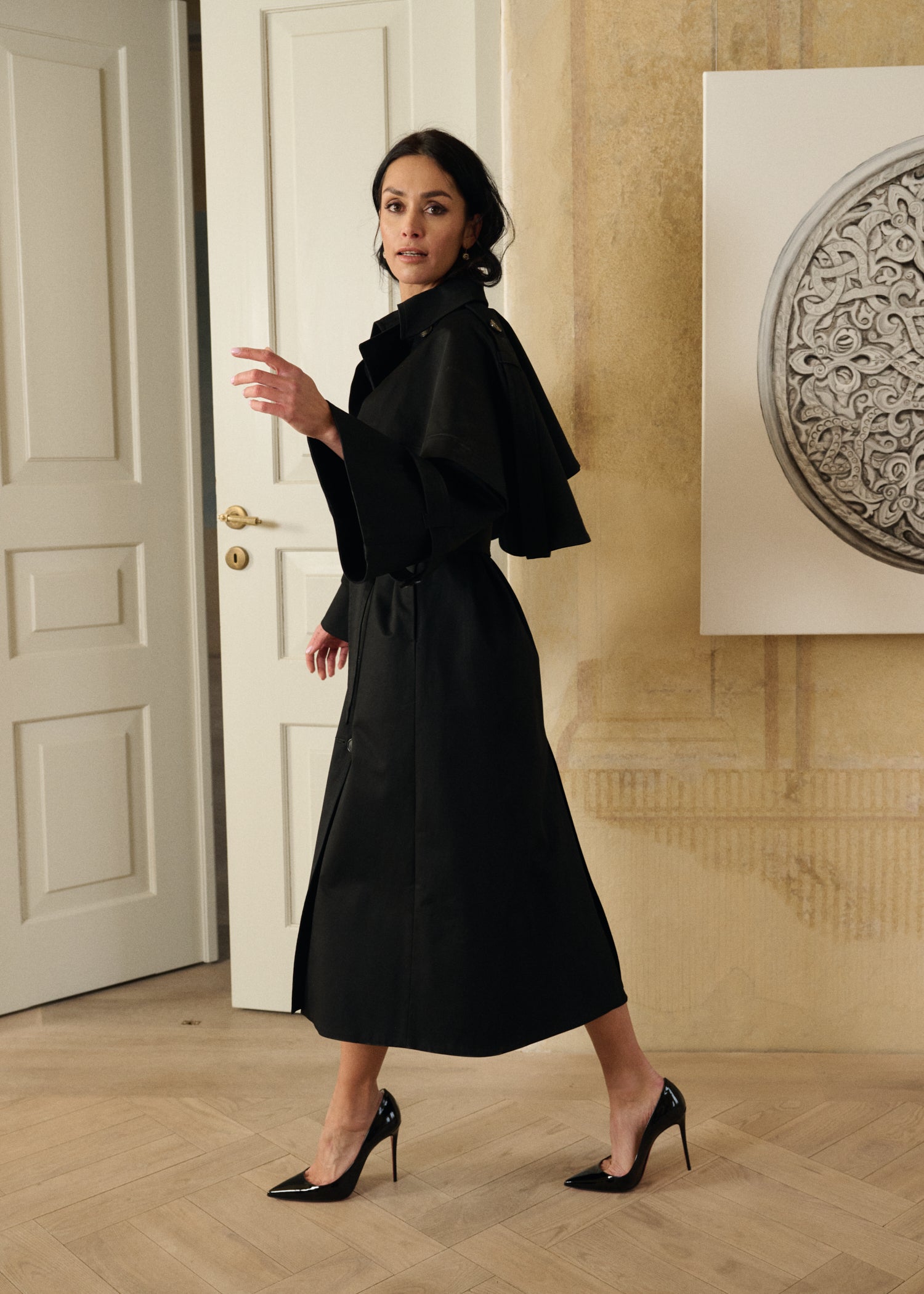 SOHO Classic Trench Coat With Removable Cape Black