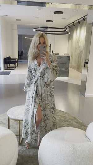Morn Midi Linen Kimono Dress