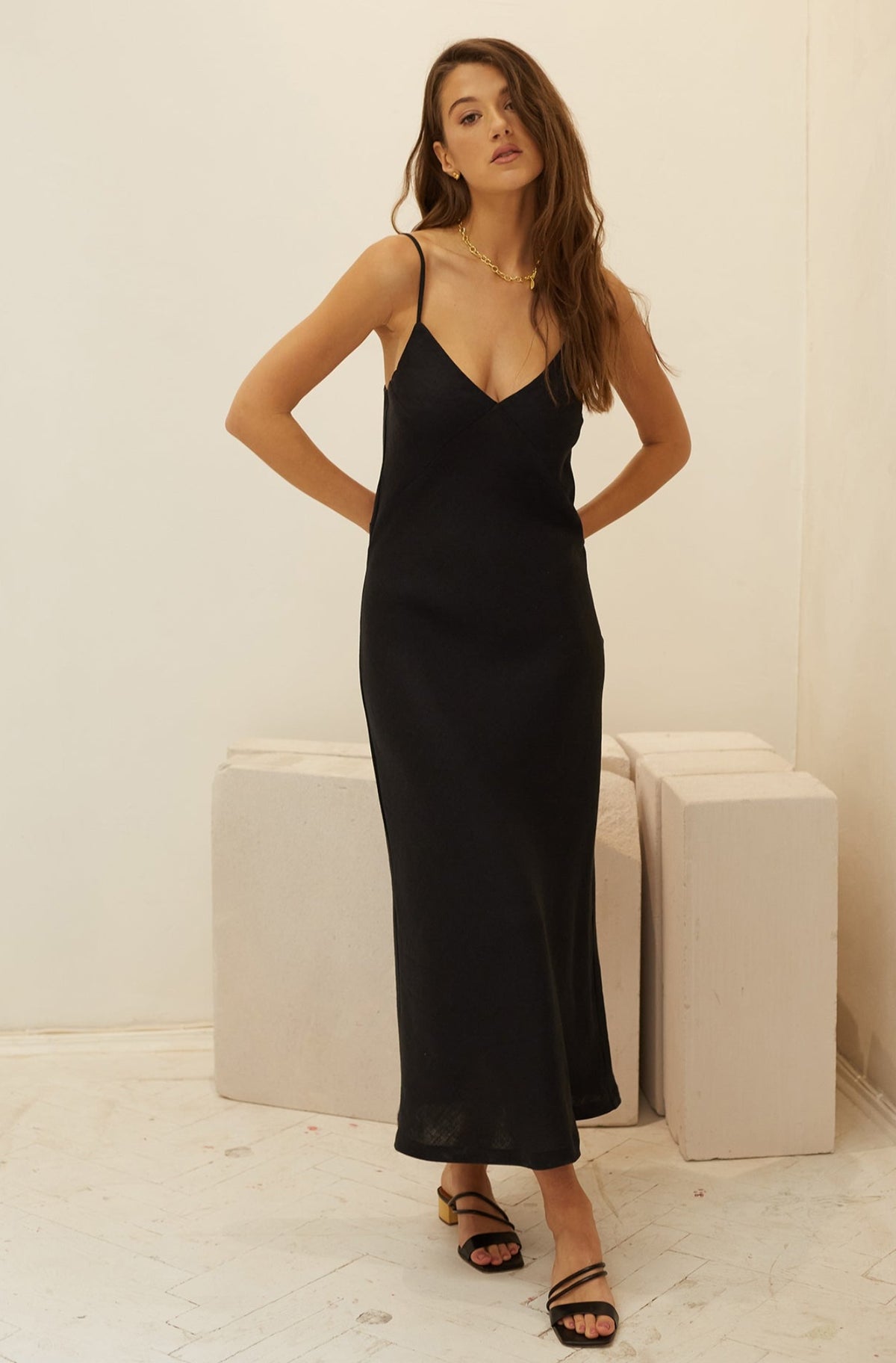 SENSE Linen Slip Dress Black